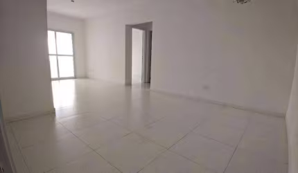 Apartamento 02 dormitórios com vista para o mar