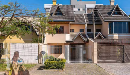 Sobrado com 3 dormitórios à venda, 148 m² por R$ 760.000,00 - Cajuru - Curitiba/PR