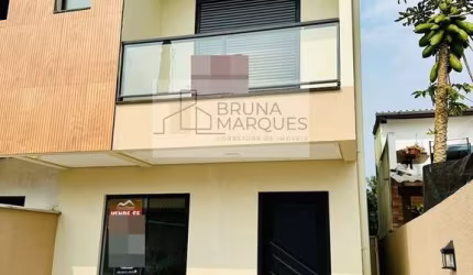 Poucos metros do Atacado Komprão!