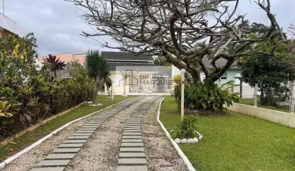 300 METROS ATÉ A PRAIA!