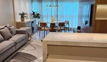 Apartamento 2/4 decorado e mobiliado na Graça
