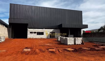 EXCLUSIVO - Barracão para Locação na Gleba Jacutinga – Londrina | Área Industrial | 1.600m² | 2 Docas | Estacionamento | R$ 25.500,00