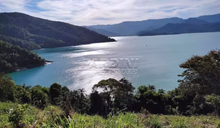 Ótimo terreno com 2.730 m2 na Ponta Grossa de Ubatuba!