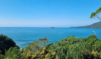 Casa com vista maravilhosa no condomínio das Toninhas em Ubatuba!