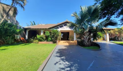 Casa com 435 m² e 5 Quartos à Venda no Jardim Alvorada - Maringá