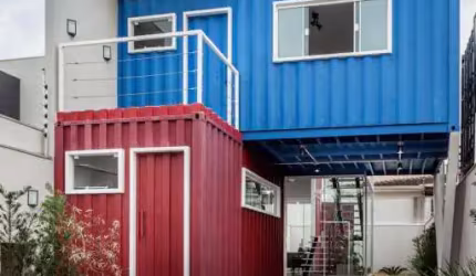 Sobrado à venda em Maringá, Jardim Itália II, com 1 suíte, com 87 m²