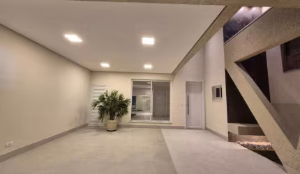 Casa com 137.99 m² e 3 Suítes à Venda no Bom Jardim - Maringá
