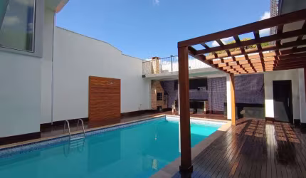 Casa para alugar em Maringá, Jardim Tabaete, com 3 quartos, com 396.03 m²