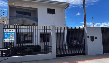 Sobrado à venda em Maringá, Jardim Alvorada, com 3 quartos, com 195.38 m²