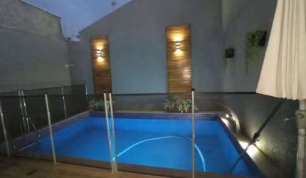 Sobrado à venda em Maringá, Jardim Tóquio, com 3 suítes, com 224.5 m²