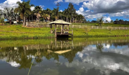 Chácara à venda em Floraí, Centro, com 3 quartos, com 60500 m²