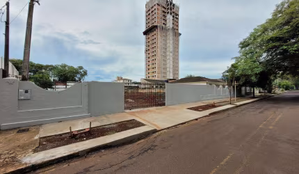 Terreno para alugar em Maringá, Zona 07, com 562.5 m²
