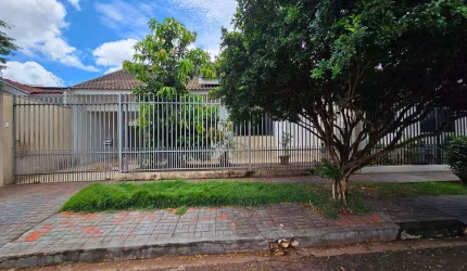Casa com 104.39 m² e 3 Quartos à Venda no Jardim Imperial II - Maringá