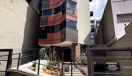 Apartamento à venda em Maringá, Zona 01, com 4 quartos, com 224.97 m², Edificio Solimões