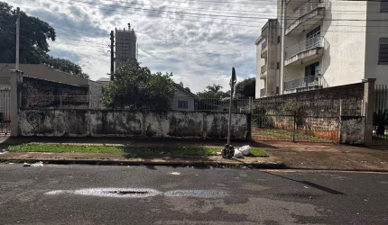 Terreno com 459.6 m² à Venda na Zona 07 - Maringá