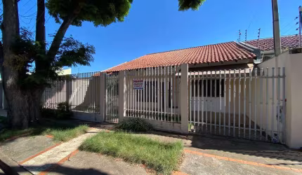 Casa à venda em Maringá, Jardim Lucianópolis, com 3 quartos, com 219.46 m²