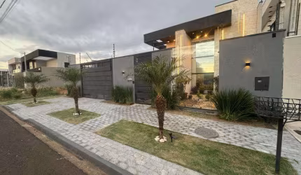 Casa com 159.76 m² e 3 Quartos à Venda no Jardim Munique - Maringá