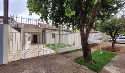 Casa para alugar em Maringá, Parque Residencial Eldorado, com 3 quartos, com 100 m²
