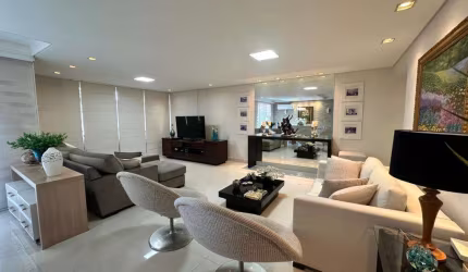 Apartamento com 154.87 m² e 3 quartos à Venda na Zona 01 - Maringá
