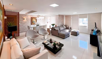 Apartamento com 154.87 m² e 3 quartos à Venda na Zona 01 - Maringá