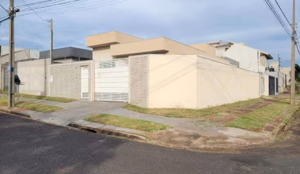 Casa para alugar em Maringá, Jardim Oriental, com 3 quartos, com 127.42 m²