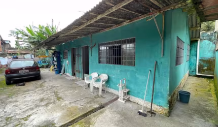 Casa para Venda em Peruíbe, Jardim dos Prados, 3 dormitórios, 1 banheiro, 4 vagas