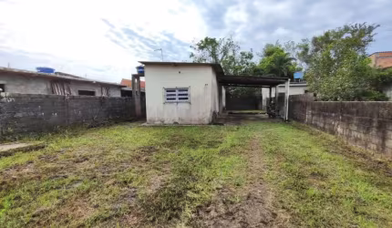 Casa para Venda em Itanhaém, Gaivota, 1 dormitório, 1 banheiro, 5 vagas