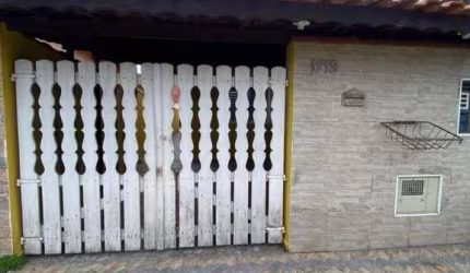 Casa para Venda em Itanhaém, Bopiranga, 2 dormitórios, 1 banheiro