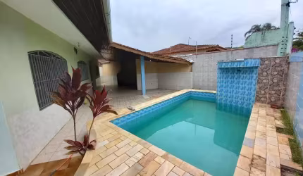 Casa para Venda em Itanhaém, Praia dos Sonhos, 3 dormitórios, 2 suítes, 1 banheiro, 2 vagas
