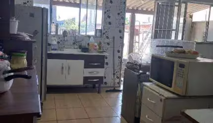 Casa para Venda em Itanhaém, Jamaica, 2 dormitórios, 2 banheiros, 2 vagas