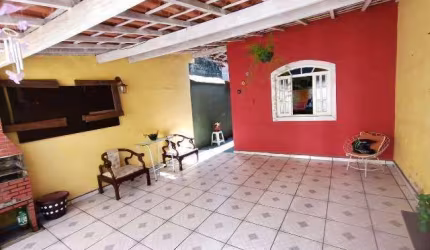 Casa para Venda em Itanhaém, Ivoty, 2 dormitórios, 2 banheiros, 2 vagas