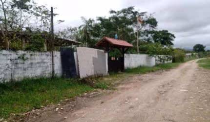 Chácara para Venda em Itanhaém, Parque Vergara, 4 dormitórios, 2 banheiros