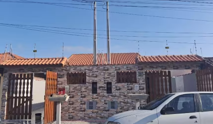 Casa para Venda em Itanhaém, Santa Julia, 2 dormitórios, 1 suíte, 1 banheiro, 1 vaga