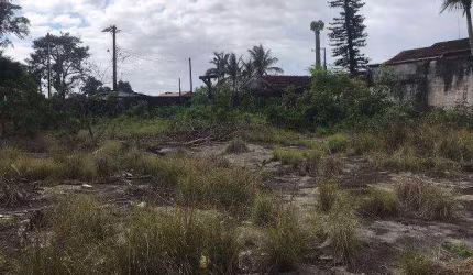 Terreno para Venda em Praia Grande, Solemar