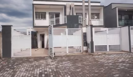 Casa Sobreposta para Venda em Peruíbe, Jardim Brasil, 2 dormitórios, 1 suíte, 1 banheiro, 1 vaga