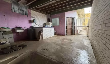 Casa para Venda em Itanhaém, Nova Itanhaém, 4 dormitórios, 1 suíte, 2 banheiros, 2 vagas