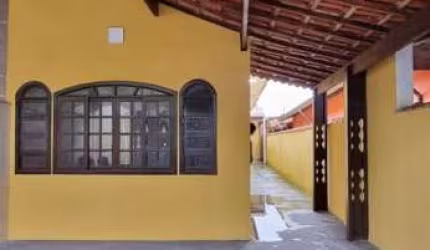 Casa para Venda em Mongaguá, Itaóca, 2 dormitórios, 1 suíte, 1 banheiro, 2 vagas