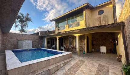 Casa para Venda em Peruíbe, Três Marias, 3 dormitórios, 1 suíte, 1 banheiro, 2 vagas