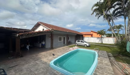 Casa para Venda em Itanhaém, Bopiranga, 3 dormitórios, 1 banheiro, 10 vagas