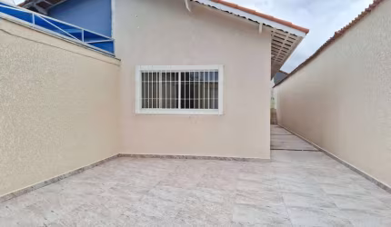 Casa para Venda em Itanhaém, Nova Itanhaém, 2 dormitórios, 1 suíte, 1 banheiro, 2 vagas