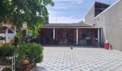Casa para Venda em Itanhaém, São Fernando, 2 dormitórios, 1 suíte, 1 banheiro, 10 vagas