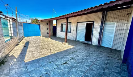 Casa para Venda em Itanhaém, Jamaica, 3 dormitórios, 1 suíte, 1 banheiro, 2 vagas