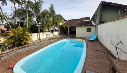 Casa para Venda em Itanhaém, Gaivota, 3 dormitórios, 2 suítes, 1 banheiro, 6 vagas