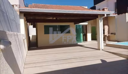 Casa para Venda em Peruíbe, Três Marias, 3 dormitórios, 1 suíte, 1 banheiro, 4 vagas