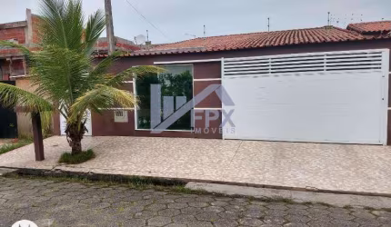 Casa para Venda em Peruíbe, Nova Peruíbe, 5 dormitórios, 2 suítes, 1 banheiro, 4 vagas