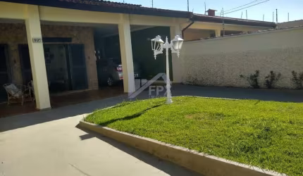 Casa Alto Padrão para Venda em Itanhaém, Cibratel 2, 3 dormitórios, 1 suíte, 2 banheiros, 6 vagas