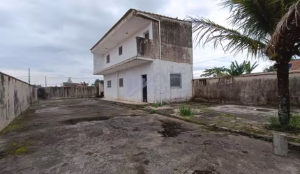 Sobrado para Venda em Itanhaém, Jardim das Palmeiras, 2 dormitórios, 2 banheiros, 2 vagas