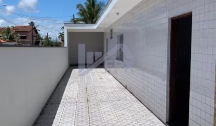 Casa para Venda em Itanhaém, Jardim Grandesp, 4 dormitórios, 1 suíte, 1 banheiro, 8 vagas
