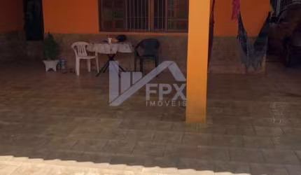 Casa para Venda em Itanhaém, São Fernando, 3 dormitórios, 1 suíte, 2 banheiros, 3 vagas