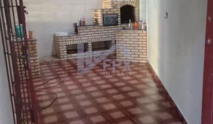 Casa para Venda em Mongaguá, Balneário Santa Eugênia, 2 dormitórios, 2 banheiros, 5 vagas